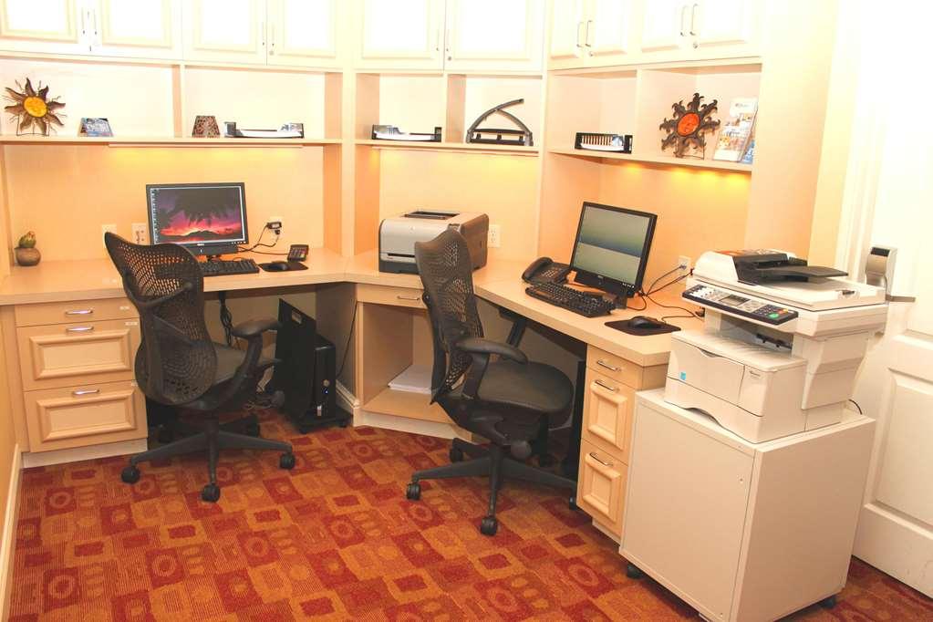 Hilton Garden Inn Riverhead Facilities photo