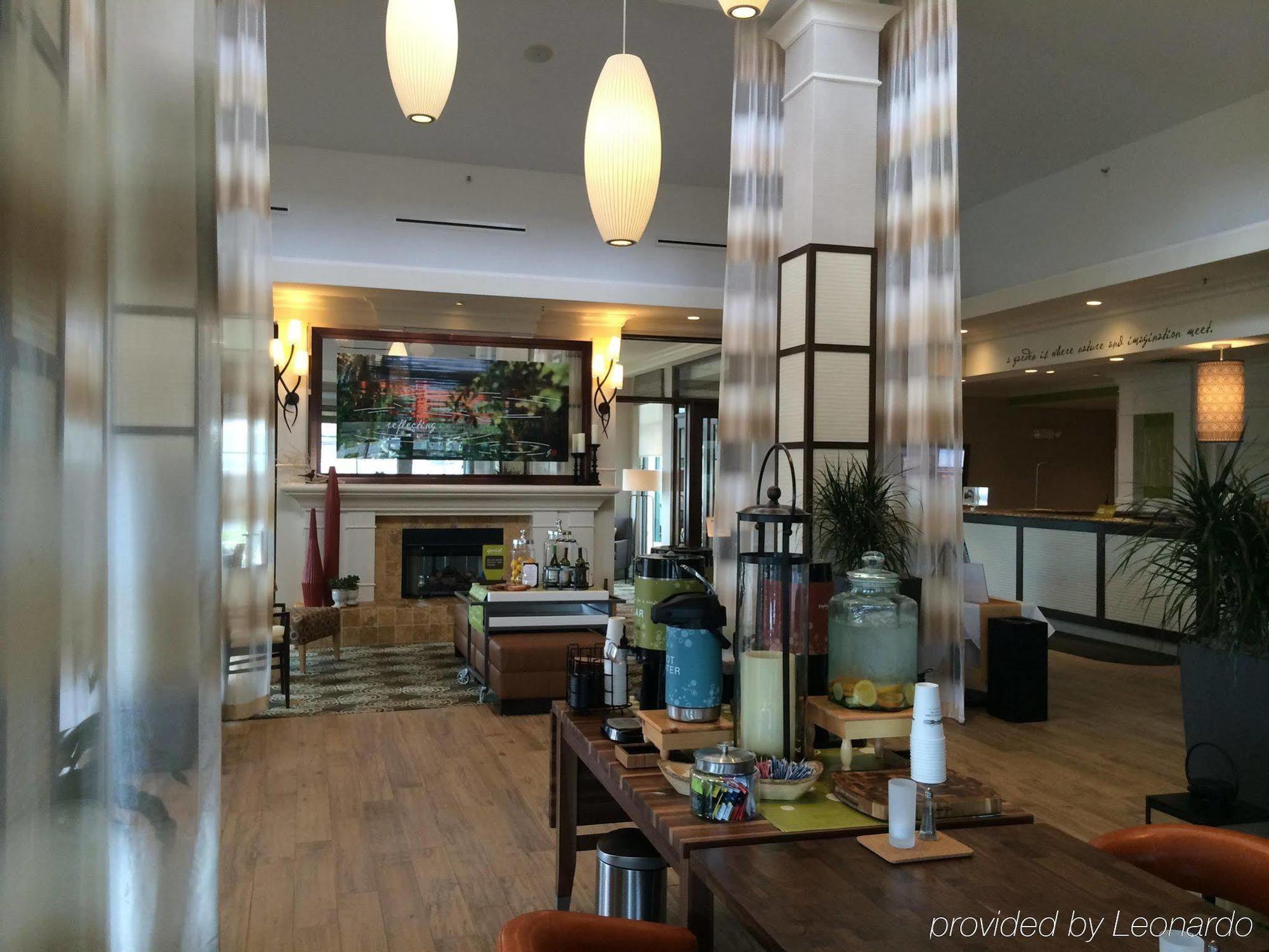 Hilton Garden Inn Riverhead Exterior photo